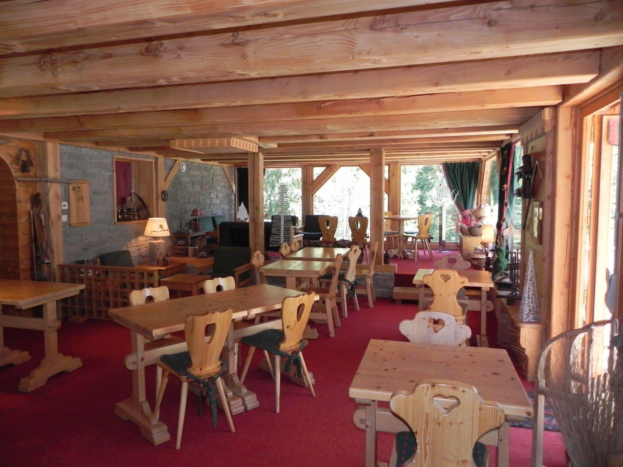 Hotel Ecureuil فارْ المظهر الخارجي الصورة