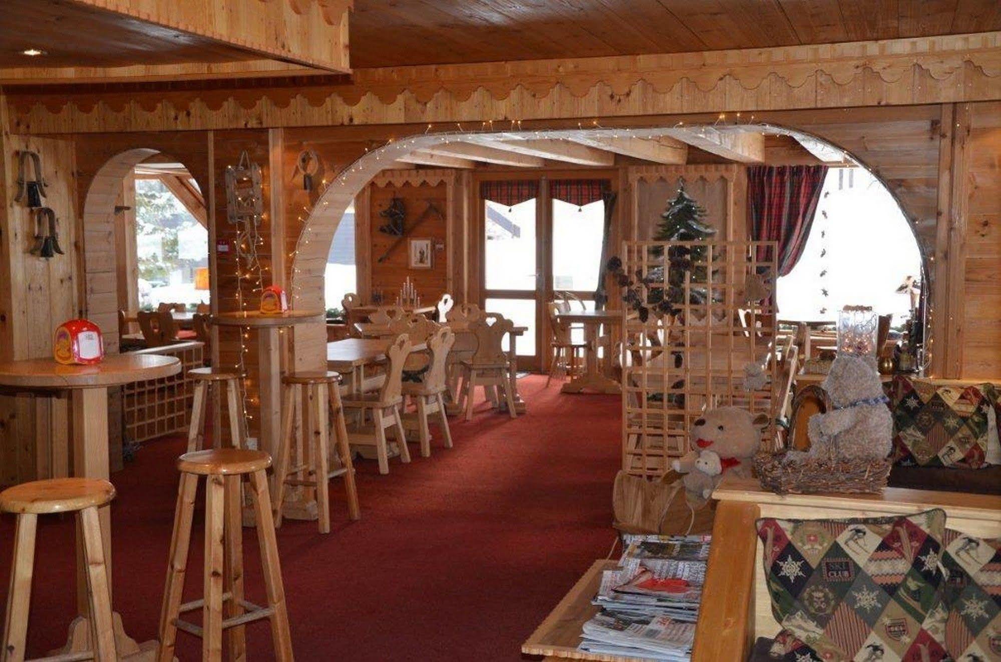 Hotel Ecureuil فارْ المظهر الخارجي الصورة